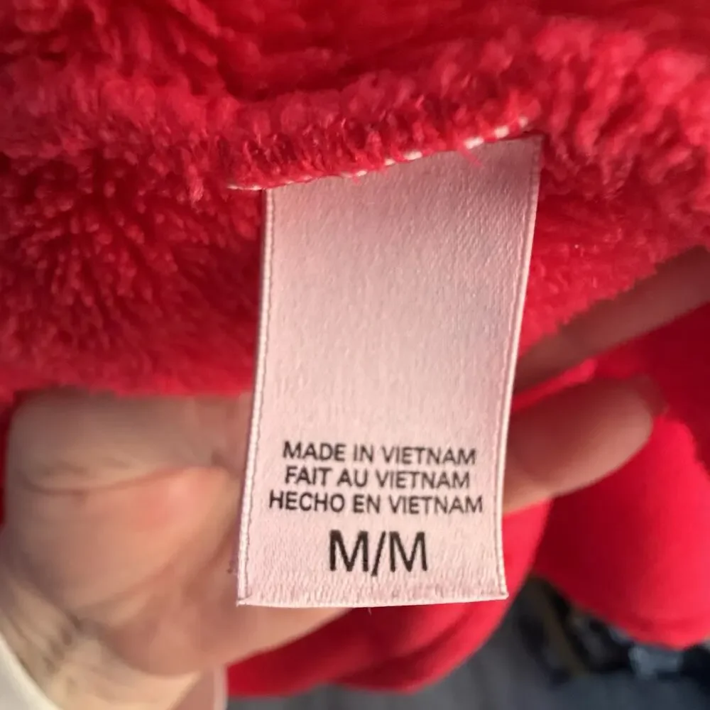 VICTORIA'S SECRET Cozy Plush Sherpa Hooded Robe Red Fleece Short Sexy Pom Pom M